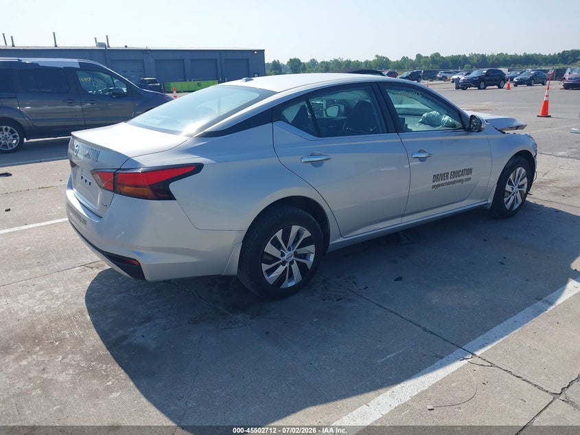 2020 NISSAN ALTIMA auction photo 4