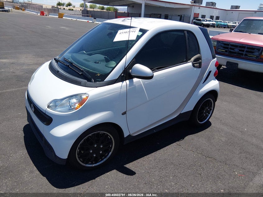 2013 Smart Fortwo Pure WMEEJ3BAXDK697375 photo 1