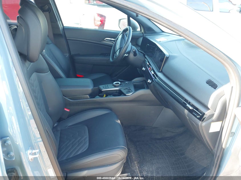 2026 KIA SPORTAGE HYBRID auction photo 5
