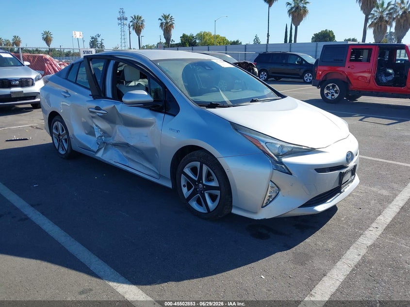 2017 TOYOTA PRIUS