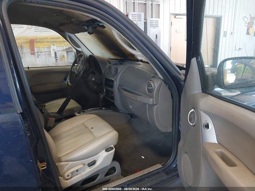 2006 JEEP LIBERTY auction photo 5