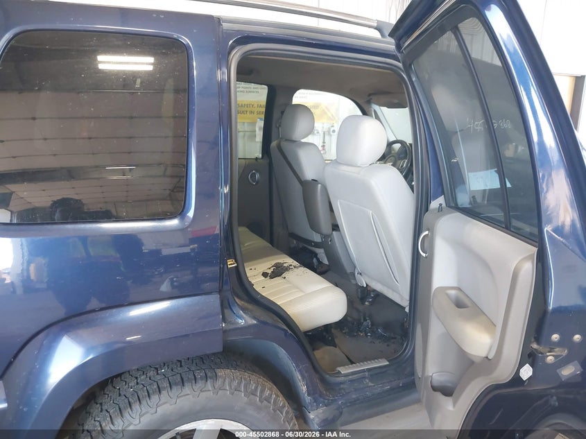 2006 JEEP LIBERTY auction photo 8