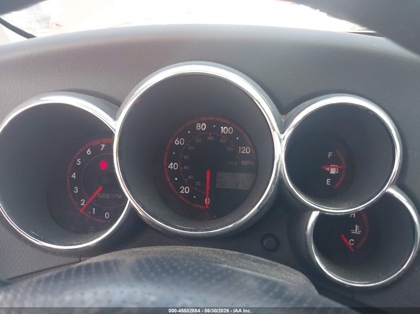 2005 PONTIAC VIBE auction photo 7