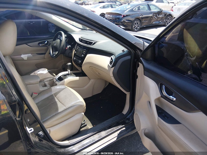 2016 NISSAN ROGUE auction photo 5