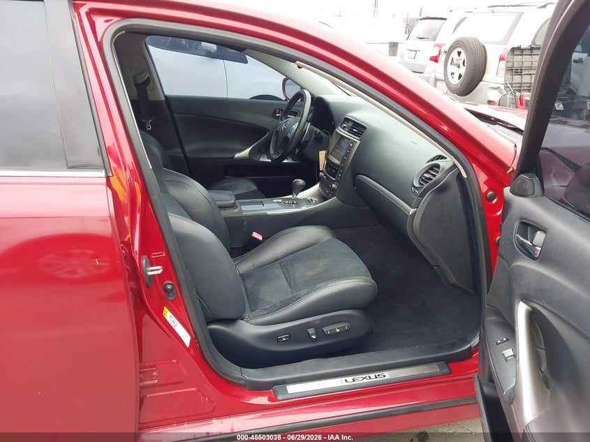 2011 LEXUS IS SEDAN 2.5L V-6 DI, DOHC, VVT, 204HP