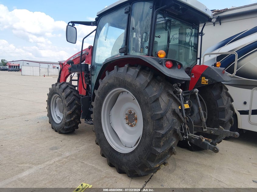 2019 MASSEY FERGUSON 4710 TRACTOR auction photo 3