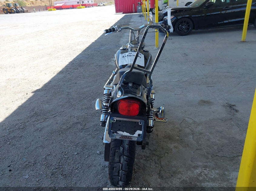 2005 HARLEY-DAVIDSON WIDE GLIDE MOTO 2