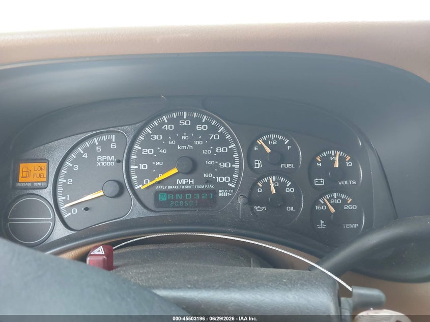 2000 CHEVROLET SUBURBAN 2500 auction photo 7
