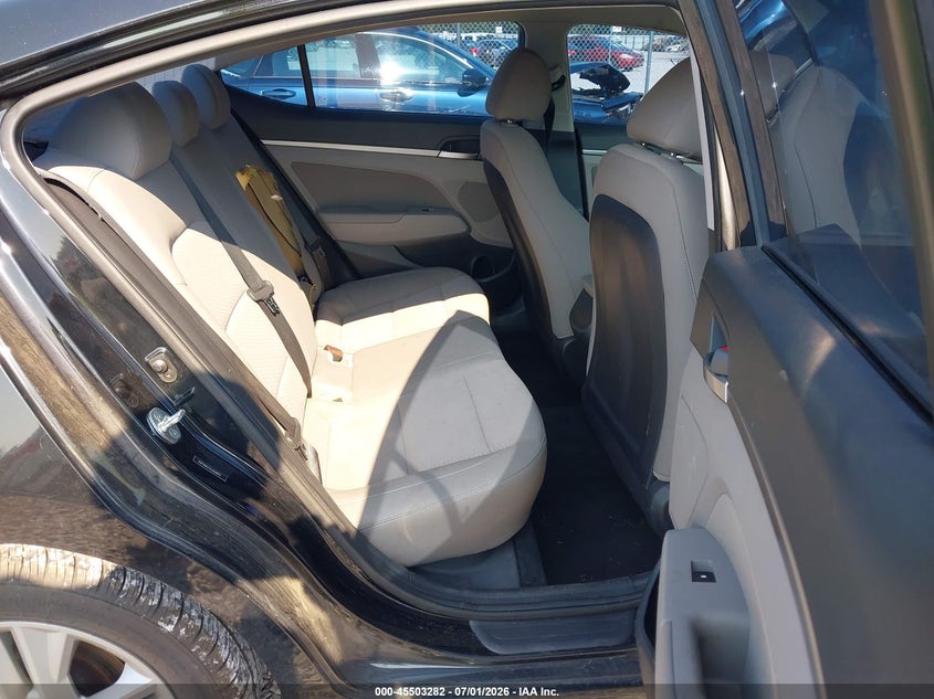 2020 HYUNDAI ELANTRA auction photo 8