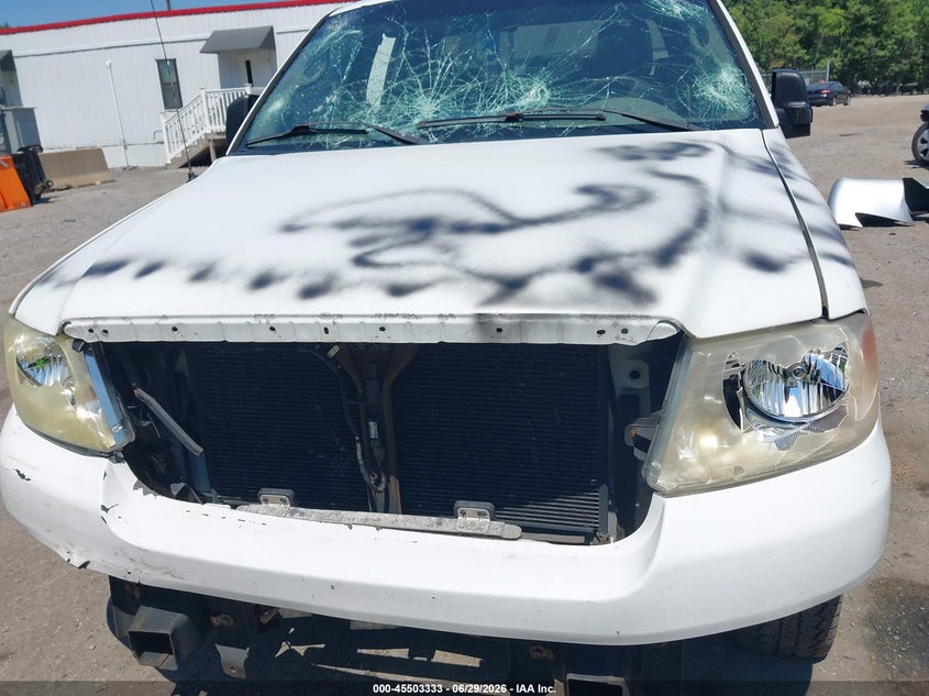 2004 FORD F-150 auction photo 6