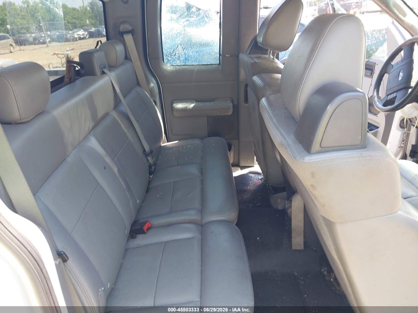 2004 FORD F-150 auction photo 8
