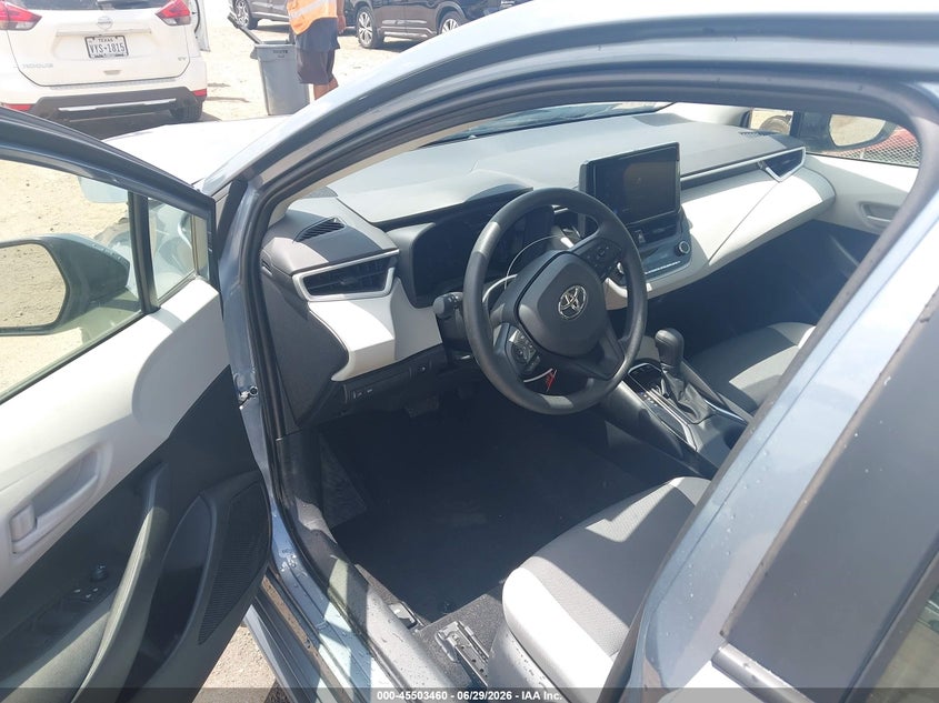 TOYOTA COROLLA HYBRID - zdjęcie 18