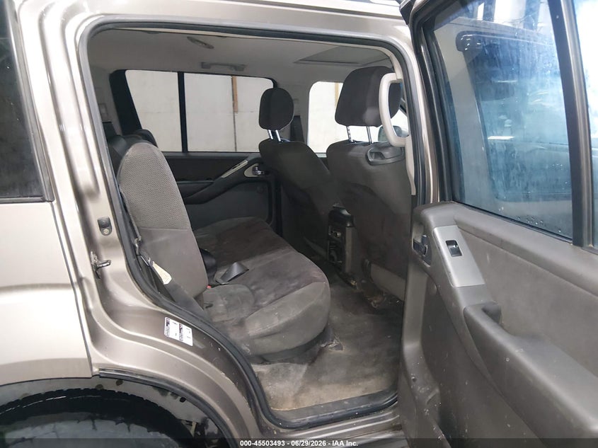 2005 NISSAN PATHFINDER auction photo 8