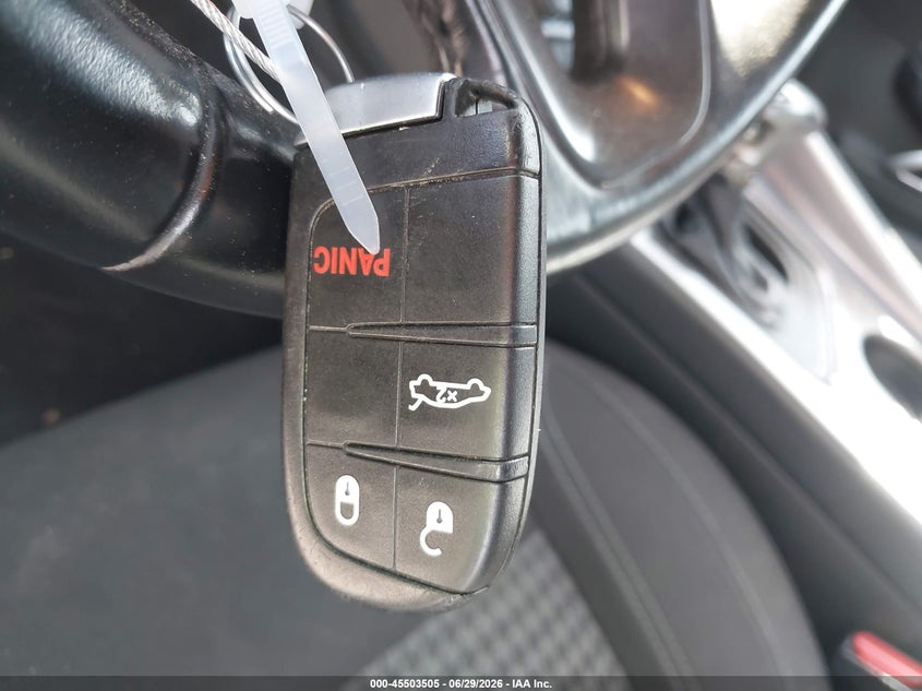 DODGE CHALLENGER - zdjęcie 11