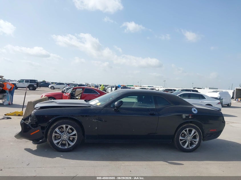 DODGE CHALLENGER - zdjęcie 14
