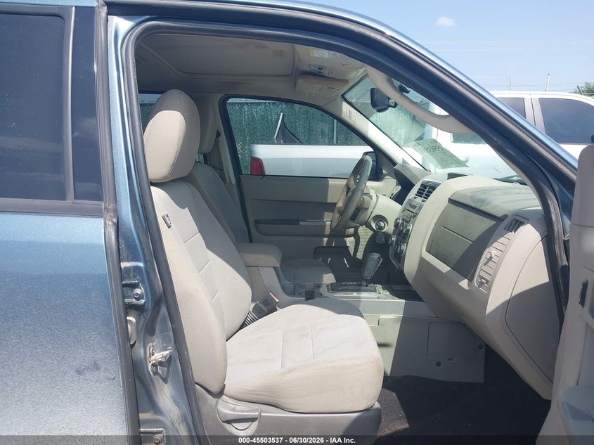 2012 FORD ESCAPE auction photo 5