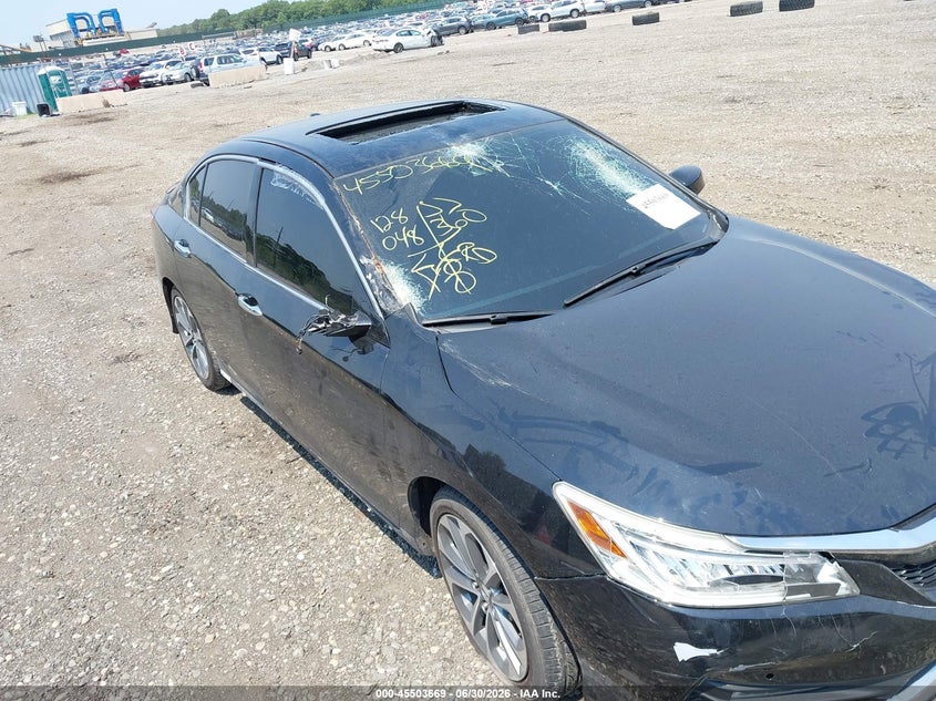 2017 HONDA ACCORD auction photo 6