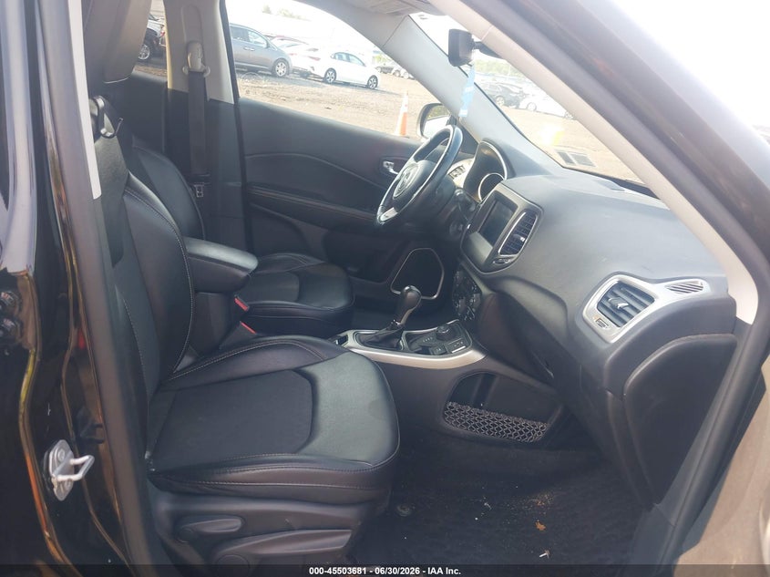 2019 JEEP COMPASS auction photo 5