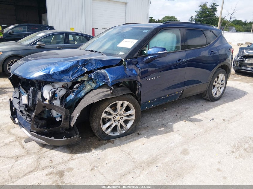 2022 CHEVROLET BLAZER auction photo 2