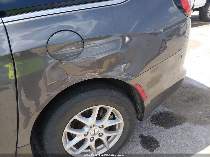 2021 CHRYSLER VOYAGER auction photo 6