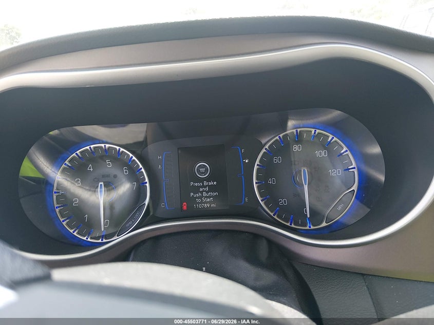 2021 CHRYSLER VOYAGER auction photo 7