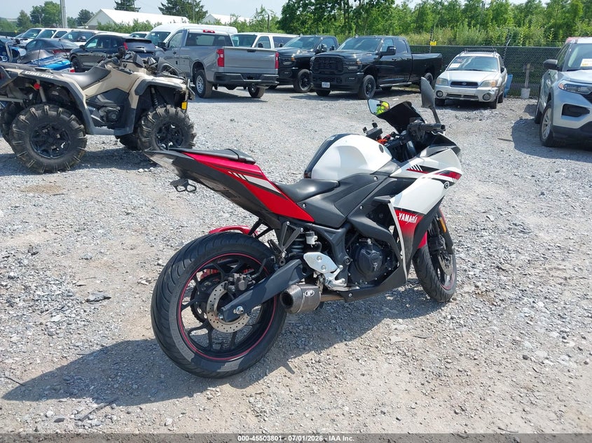 2016 YAMAHA YZFR3 auction photo 4
