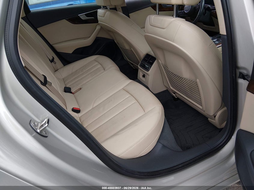 2017 AUDI A4 auction photo 8