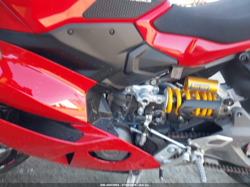 2026 Ducati Panigale V2/V2 S VIN: ZDMHAU8T8TT000762 Lot: 45503984