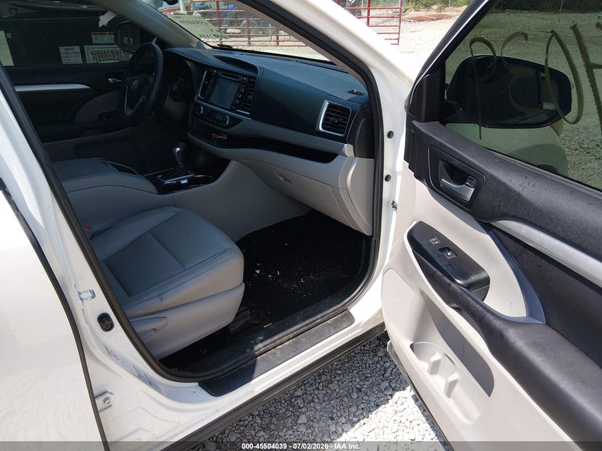 TOYOTA HIGHLANDER 2016 VIN 5TDJKRFH3GS327547
