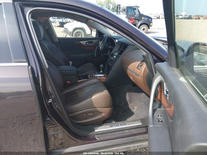 2013 INFINITI FX37 auction photo 5