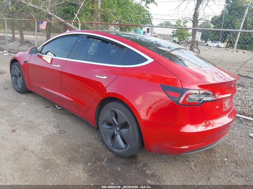 2018 TESLA MODEL 3 auction photo 3