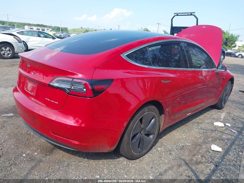 2018 TESLA MODEL 3 auction photo 4
