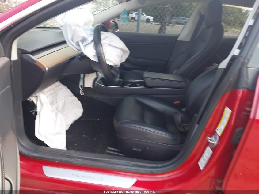 2018 TESLA MODEL 3 auction photo 5
