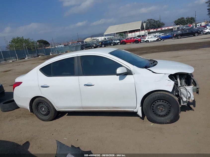 AtlanticExpress - Nissan Versa