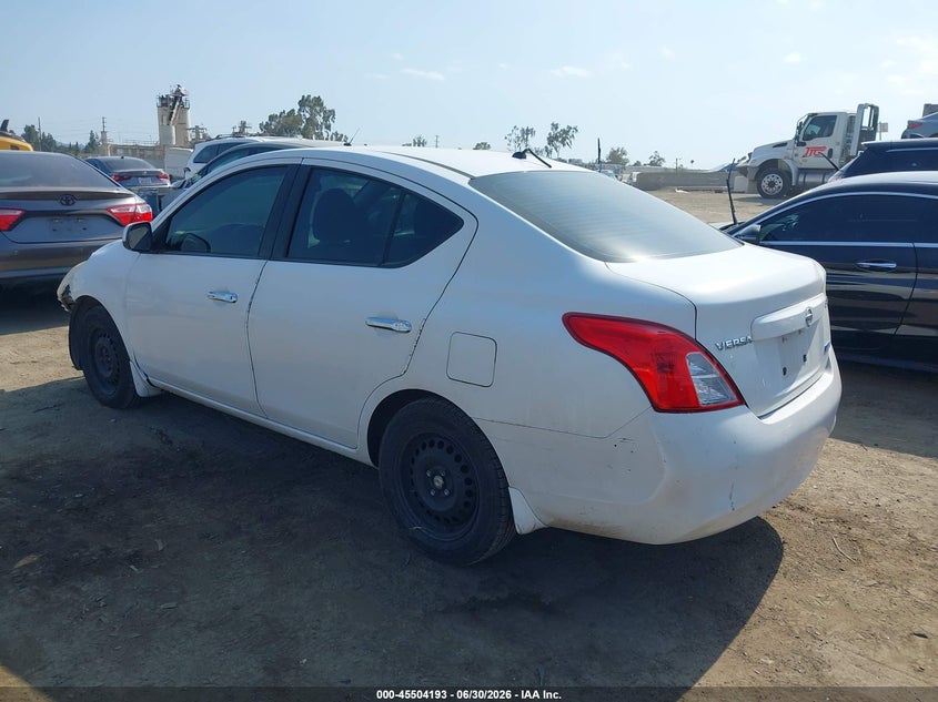 AtlanticExpress - Nissan Versa