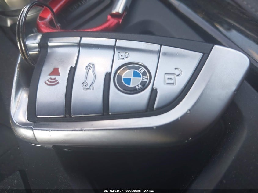 BMW X5 2018 VIN 5UXKR2C57J0X10224