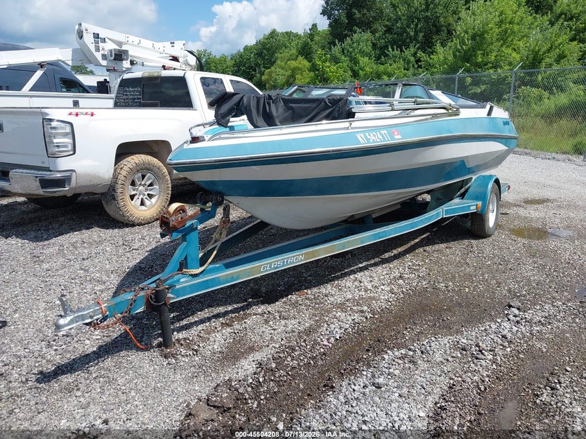 1989 GLASTRON OTHER auction photo 2