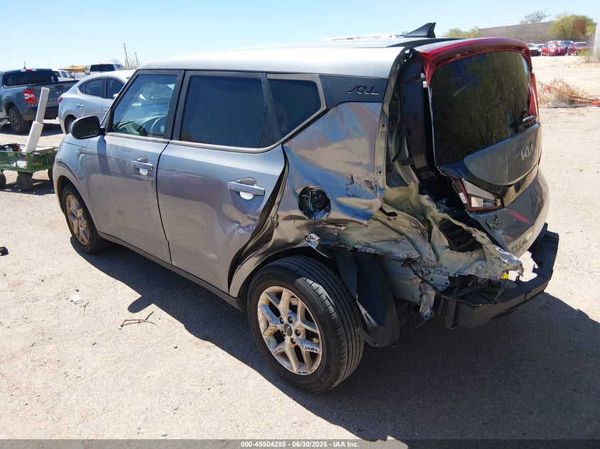 2022 KIA SOUL auction photo 3