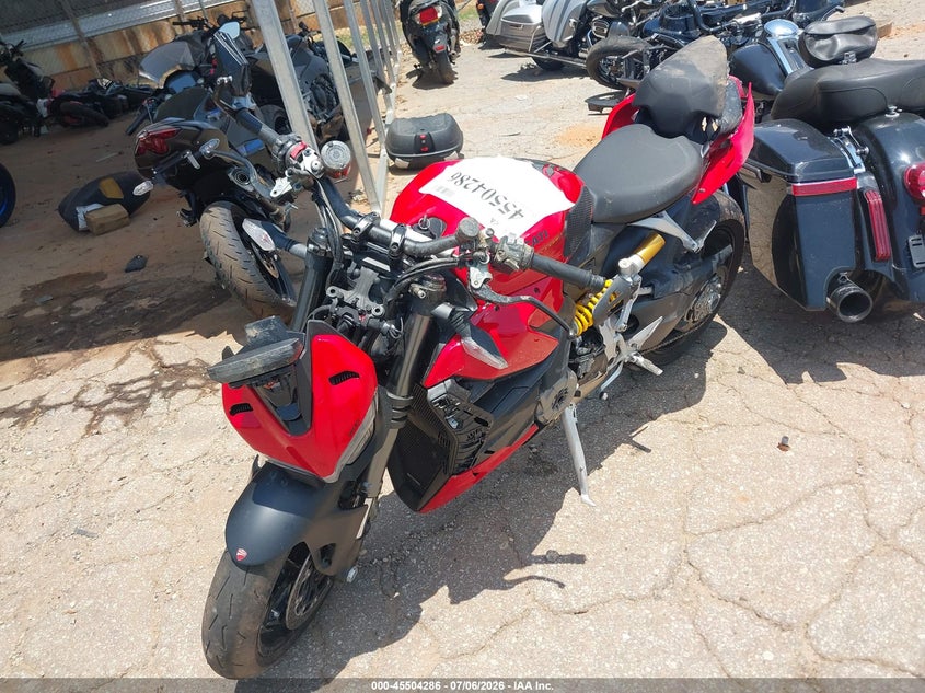 2023 DUCATI STREETFIGHTER auction photo 2