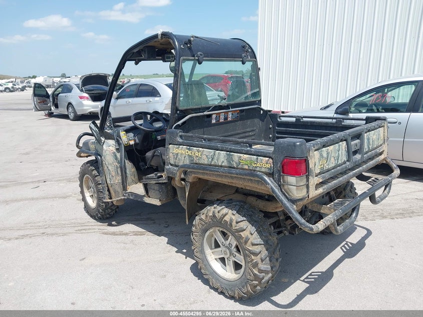 2011 JOHN DEERE 812CC auction photo 3