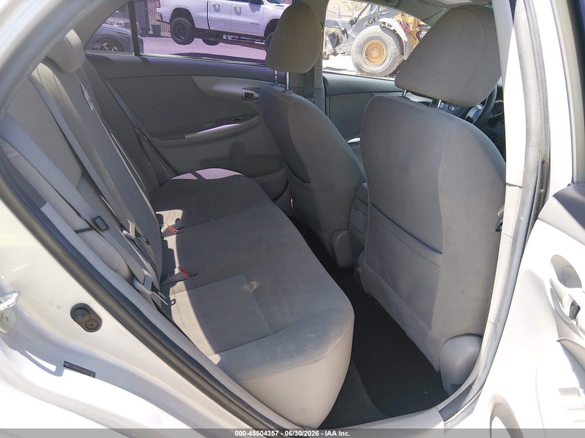 2010 TOYOTA COROLLA auction photo 8