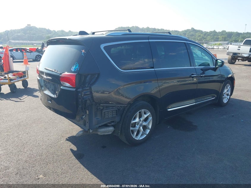 Vin: 2c4rc1eg8hr644454, lot: 46002614, chrysler pacifica touring-l plus 20174