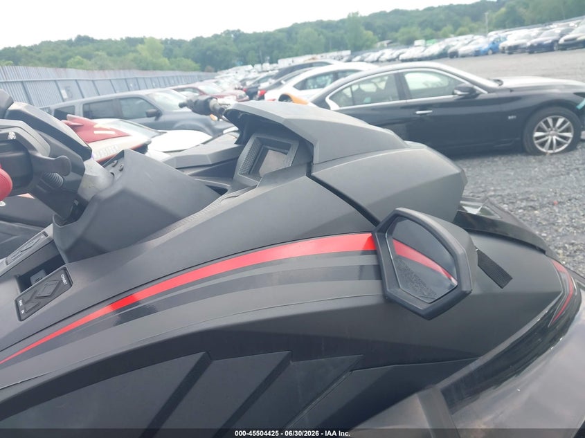 2021 YAMAHA GP1800 auction photo 5