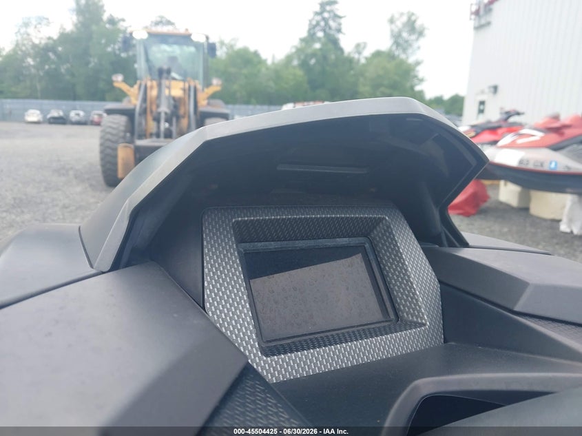 2021 YAMAHA GP1800 auction photo 7