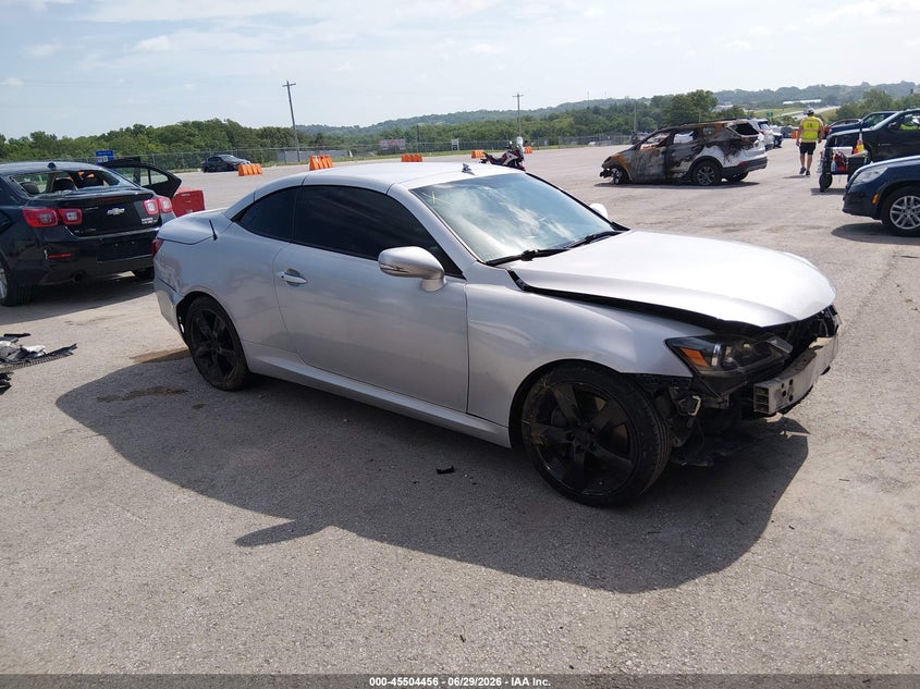 2011 LEXUS IS 350C auction photo 1