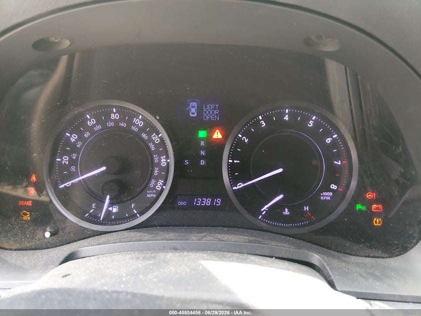 2011 LEXUS IS 350C auction photo 7