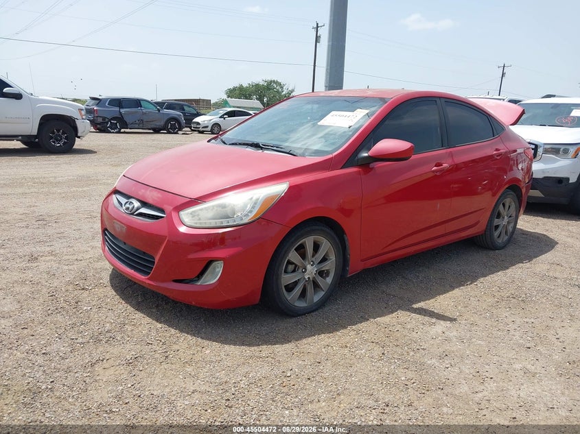 2014 Hyundai Accent, Rear, IAAI, VIN KMHCU4AE5EU761668 — photo 2