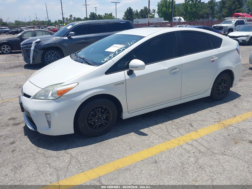 2015 Toyota Prius Two JTDKN3DU4F0415016 photo 1