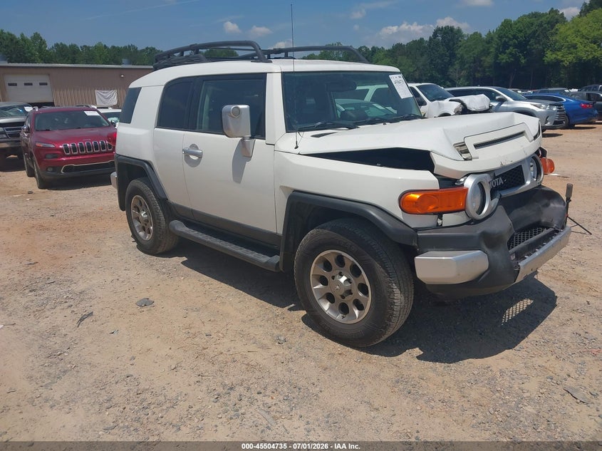 Vin: jtebu4bf0bk102147, lot: 46002950, toyota fj cruiser 2011 img_1