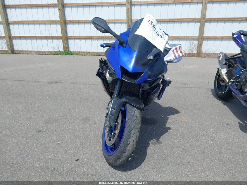 YAMAHA YZFR6 2020